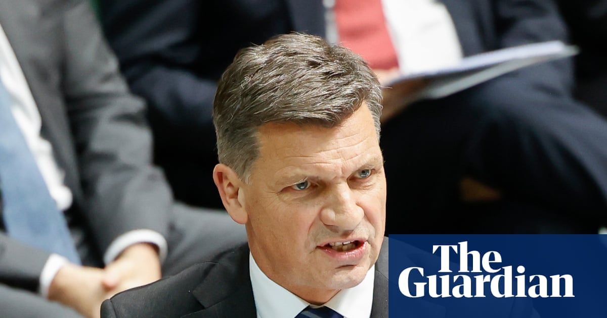 Taylor Warns One Nation’s Policies Would 'Send Australia Broke'