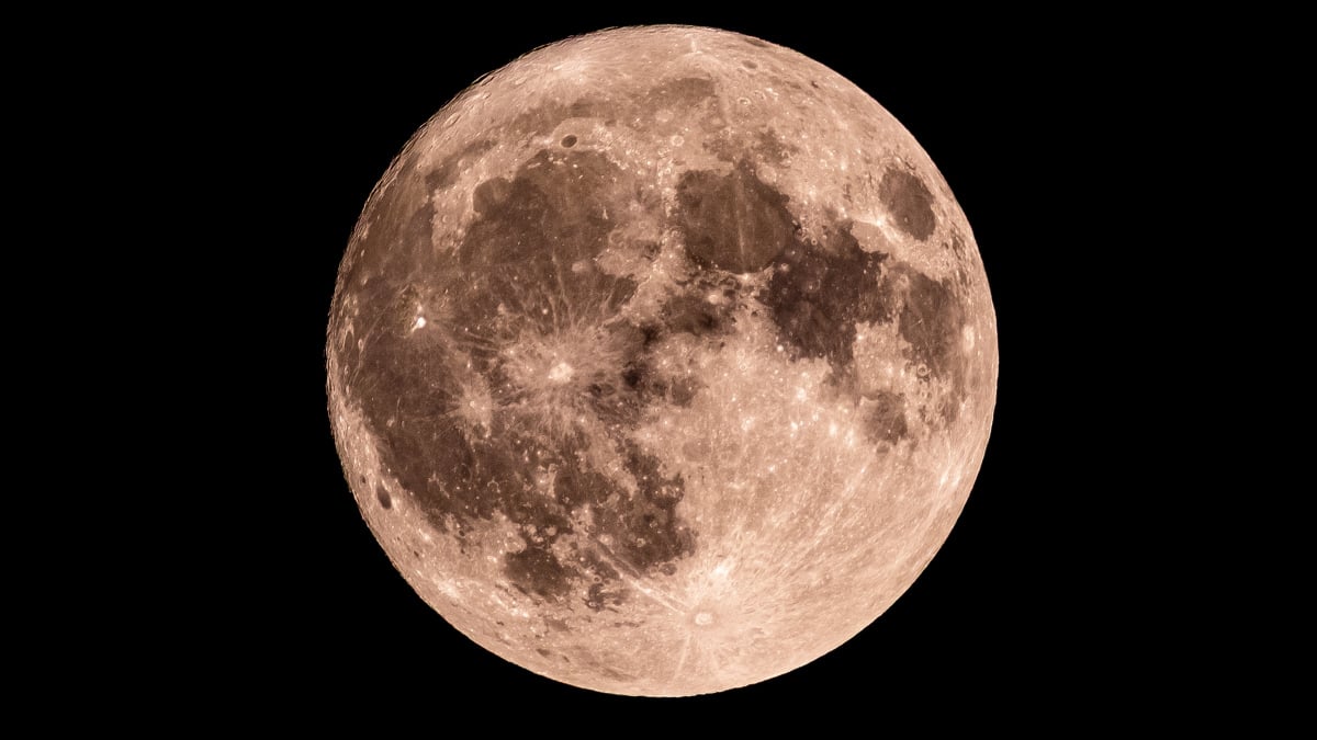 NASA reports a 48% visible Moon on July 21