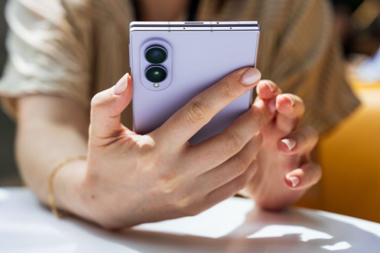Samsung Galaxy Z Fold 8 and Z Flip 8 Break Company Pre-Order Records