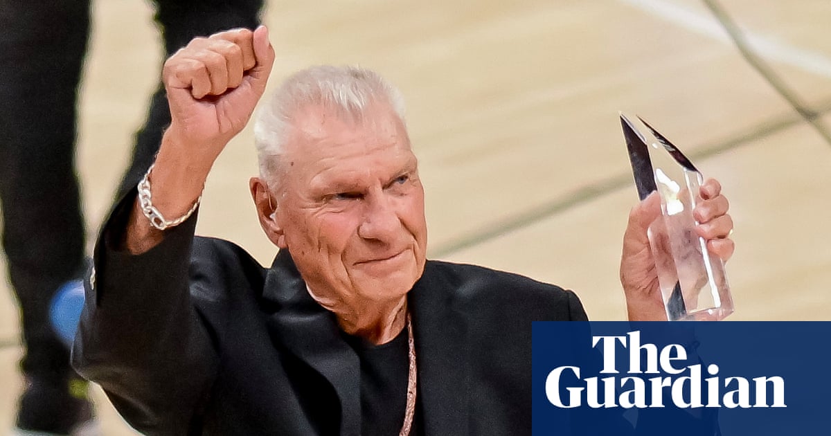 Don Nelson, Legendary NBA Coach and Five-Time Champion, Dies at 86