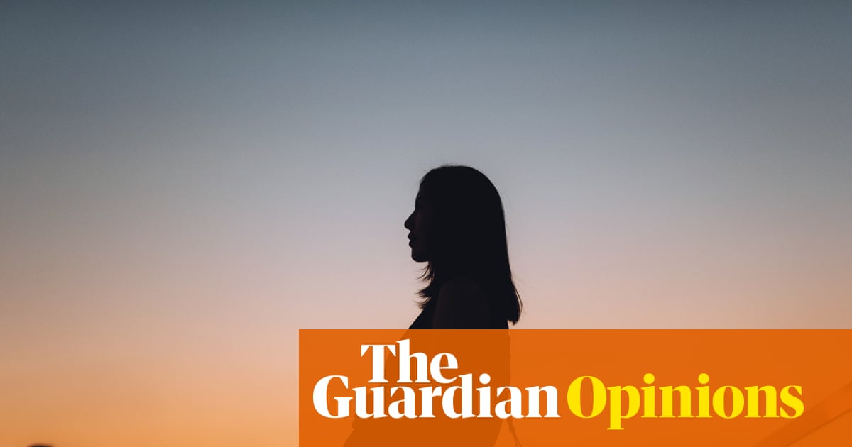Luteal Uglies Trend Highlights How Hormonal Changes Affect Women's Body Image