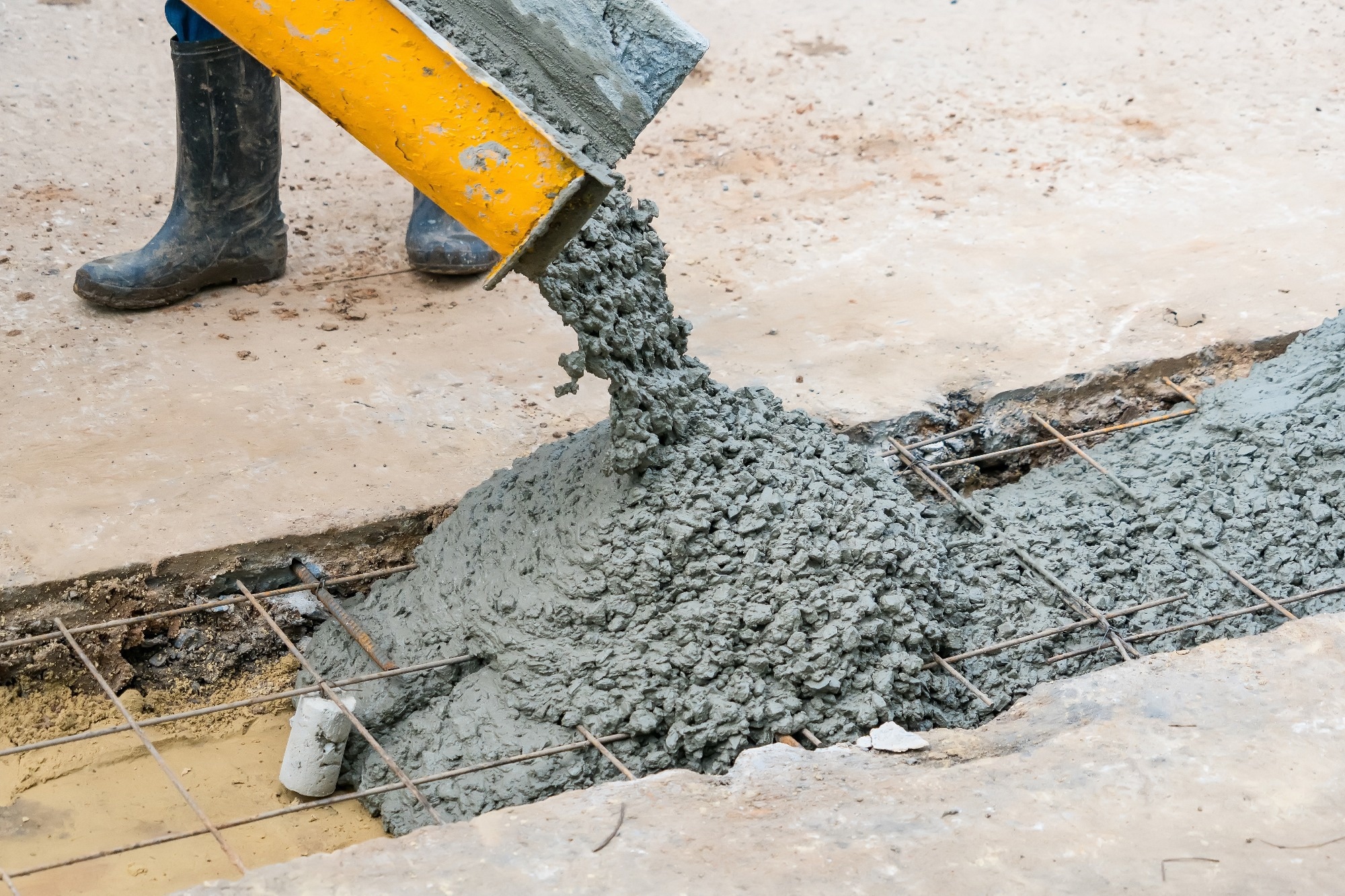 Iron Waste and Magnetized Water Improve Sustainable Concrete Performance