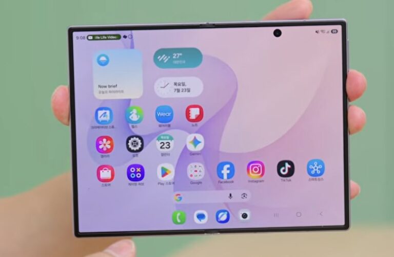 Samsung Galaxy Z Fold 8 Review: The Shorter, Wider Foldable