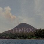 Eight People Missing in Sunda Strait During Mount Anak Krakatau Mission