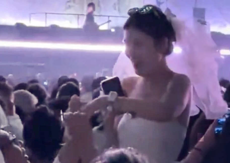 Beijing Concert Proposal Blocks Views and Angers Spectators at Bird's Nest