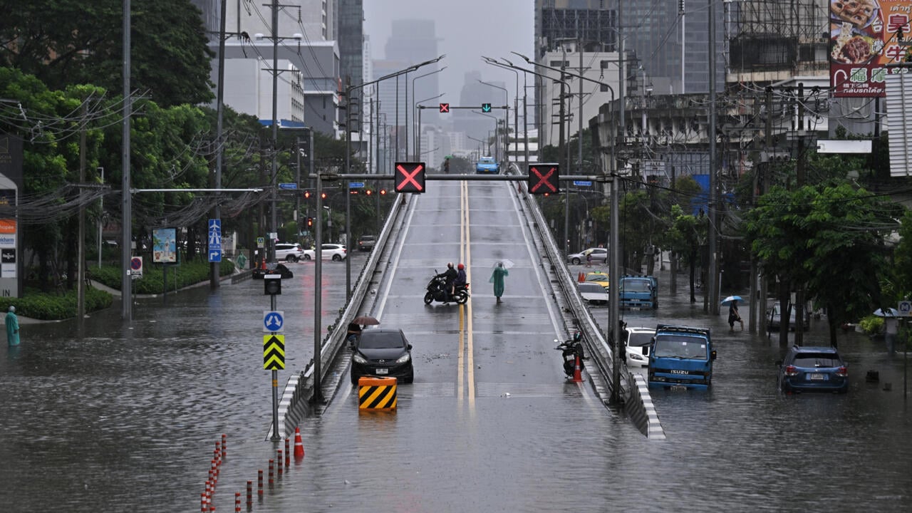Bangkok Governor Chadchart Sittipunt Declares Citywide Flood Disaster