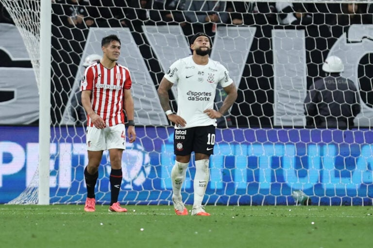 Memphis Depay Omitted from Xavi Squad for Nations League Matches