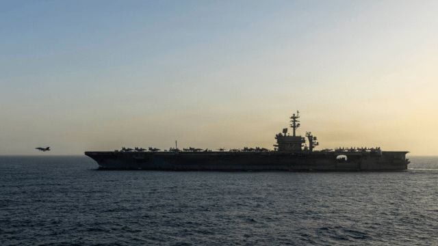 USS Abraham Lincoln Sailors Dock in Thailand After 286-Day Deployment
