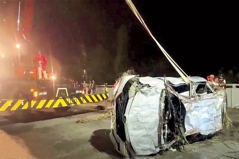 Tarlac Bridge Collapse Rescuers Recover Second Body in Pangasinan