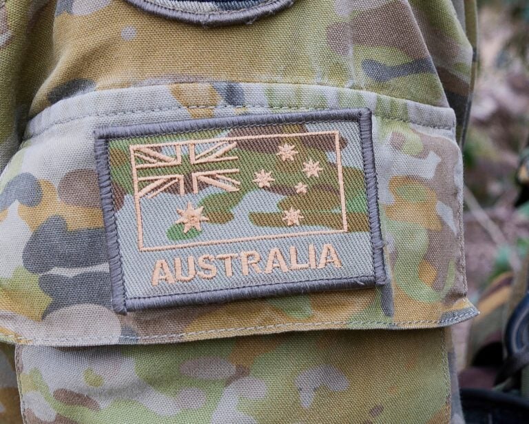 Australian Soldier Killed and Five Injured in Northern Territory Training Crash