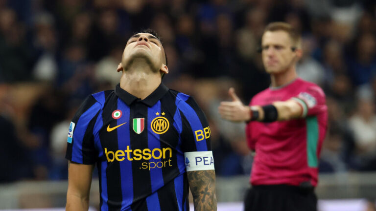 Lautaro Martinez facing a month out with a hamstring strain